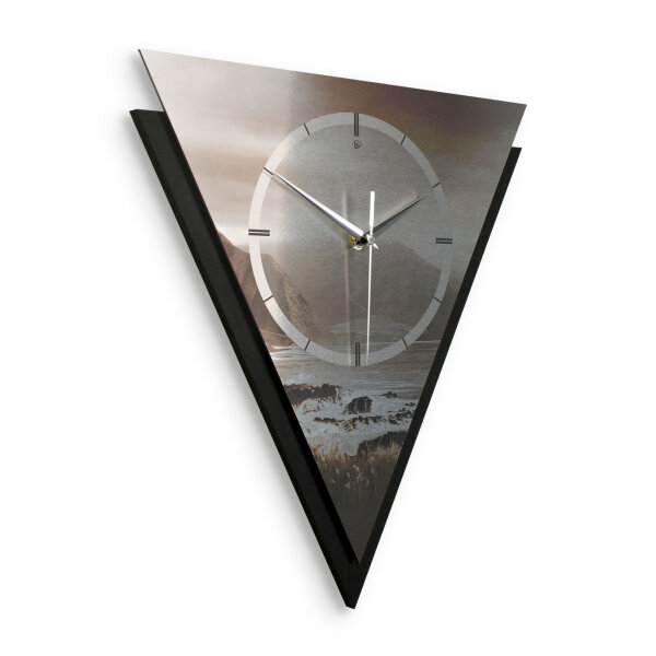 Küste – Triora Metallic Wanduhr aus Alu & MDF