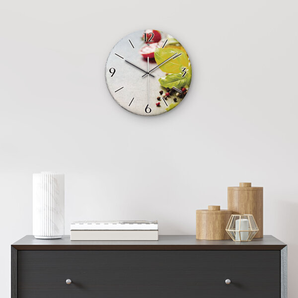 Tomate & Basilikum Design-Wanduhr aus Steinguss mit leisem Uhrwerk