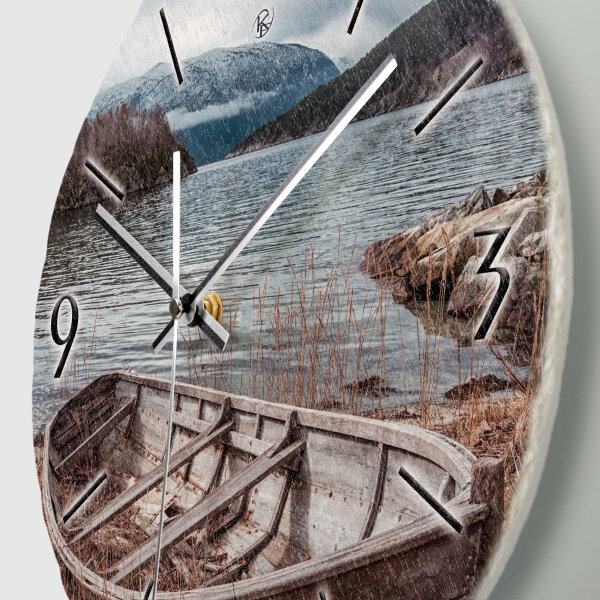 Boot Design-Wanduhr aus Steinguss mit leisem Uhrwerk