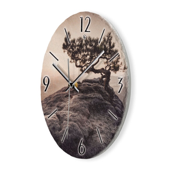 Einsamer Baum Design-Wanduhr aus Steinguss mit leisem Uhrwerk