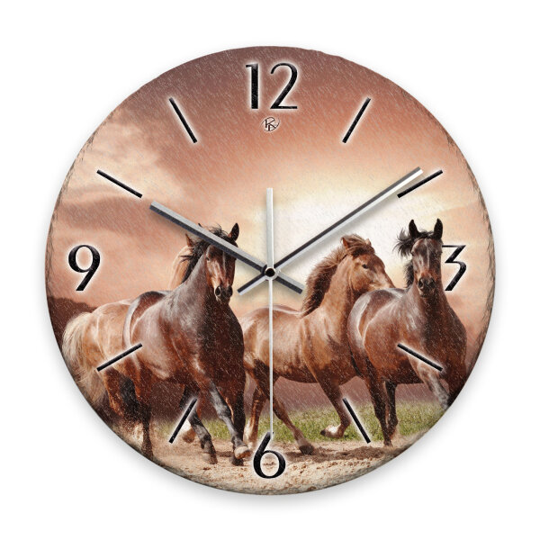 Wilde Pferde Design-Wanduhr aus Steinguss mit leisem Uhrwerk