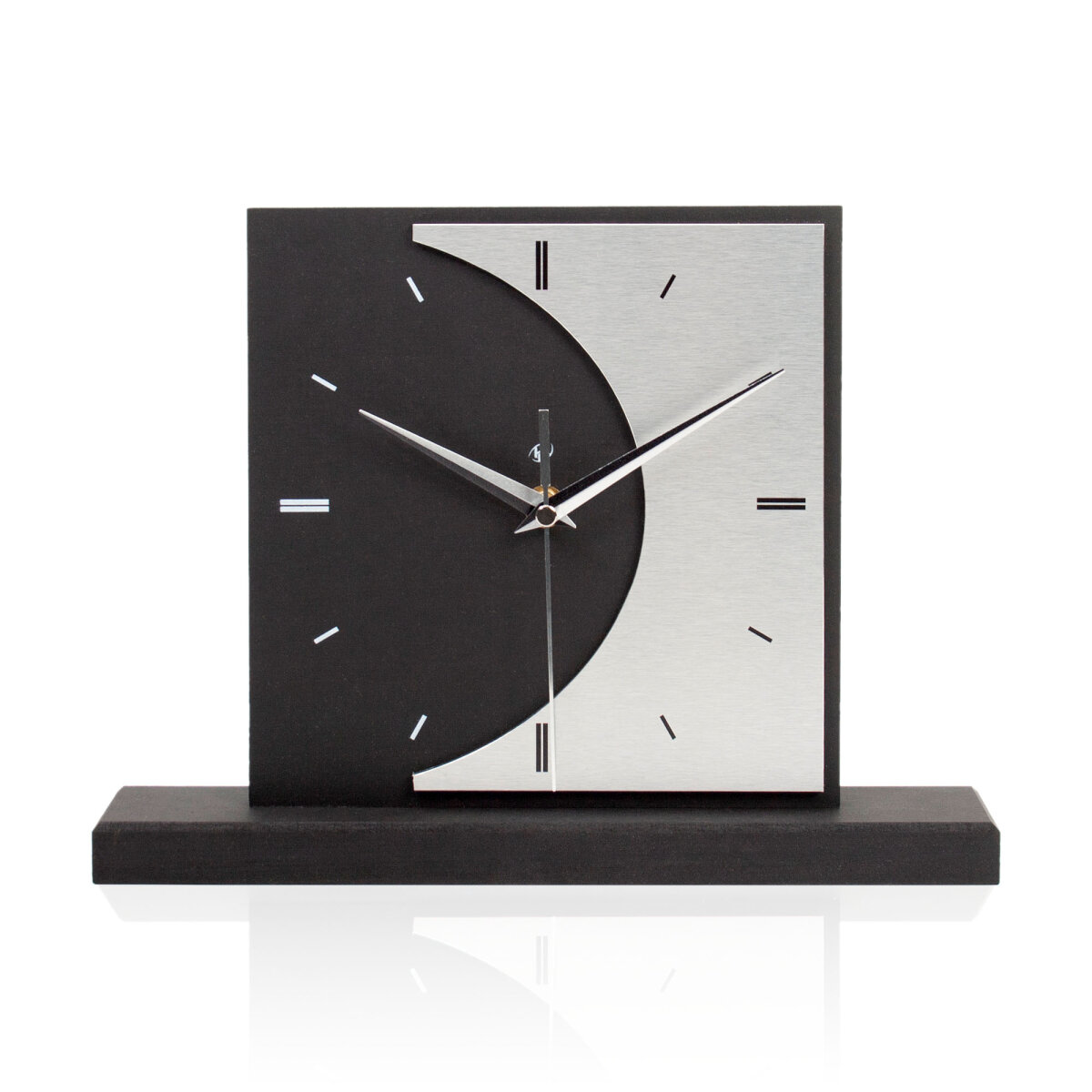 Moon – Designer-Standuhr aus MDF mit Alu, Echtholz oder Steinfurnier
