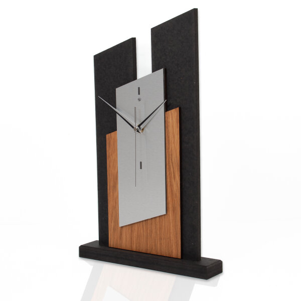 Panea – Designer-Standuhr aus MDF mit Eiche & Metallic-Alu