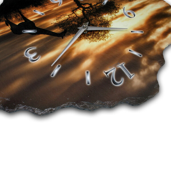 Afrika Design-Wanduhr aus Steinguss mit leisem Uhrwerk