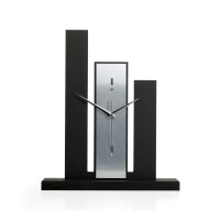 Designer-Standuhr „Stairs“ aus Holz – schwarze Tischuhr in modernem Metallic-Look ohne Ticken