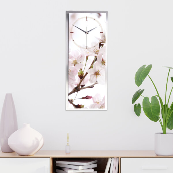 Kirschblüten – 3D Design-Wanduhr mit silbernem Alu-Rahmen