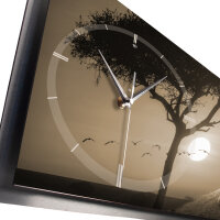 Löwe – 3D Design-Wanduhr mit silbernem Alu-Rahmen