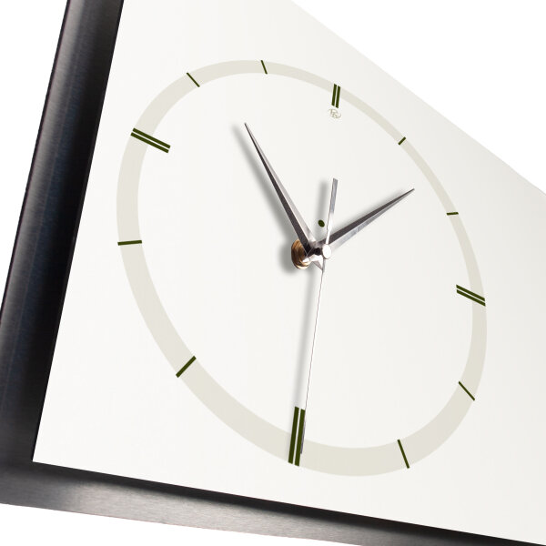 White Flower – 3D Design-Wanduhr mit silbernem Alu-Rahmen