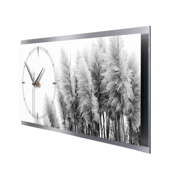 Pampas – 3D Design-Wanduhr mit silbernem Alu-Rahmen