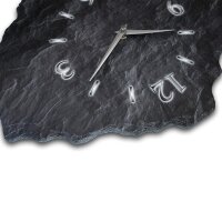 Schiefer Design-Wanduhr aus Stein mit leisem Funkuhrwerk | B-Ware