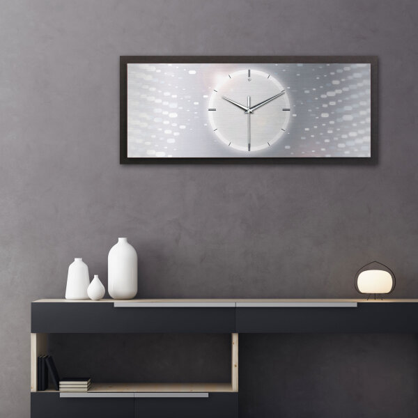 Silver Light – Panora Metallic Wanduhr aus Alu & MDF