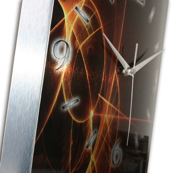 Golden Brown – gewölbte 3D Metallic-Wanduhr mit silbernem Alu-Rahmen