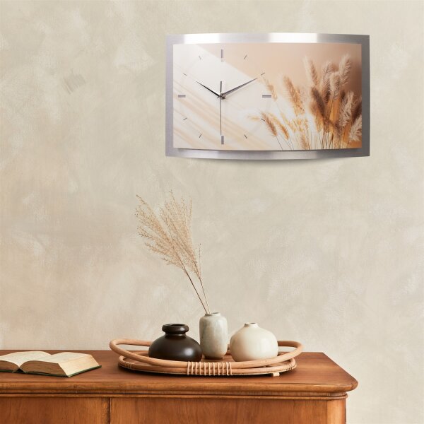 Relax Pampas – gewölbte 3D-Wanduhr mit silbernem Alu-Rahmen