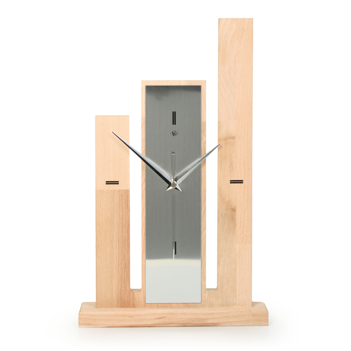 Stairs – Designer-Standuhr aus Massivholz mit Alu-Applikation
