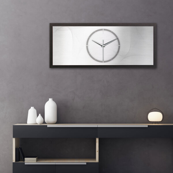 Silver Net – Panora Metallic Wanduhr aus Alu & MDF
