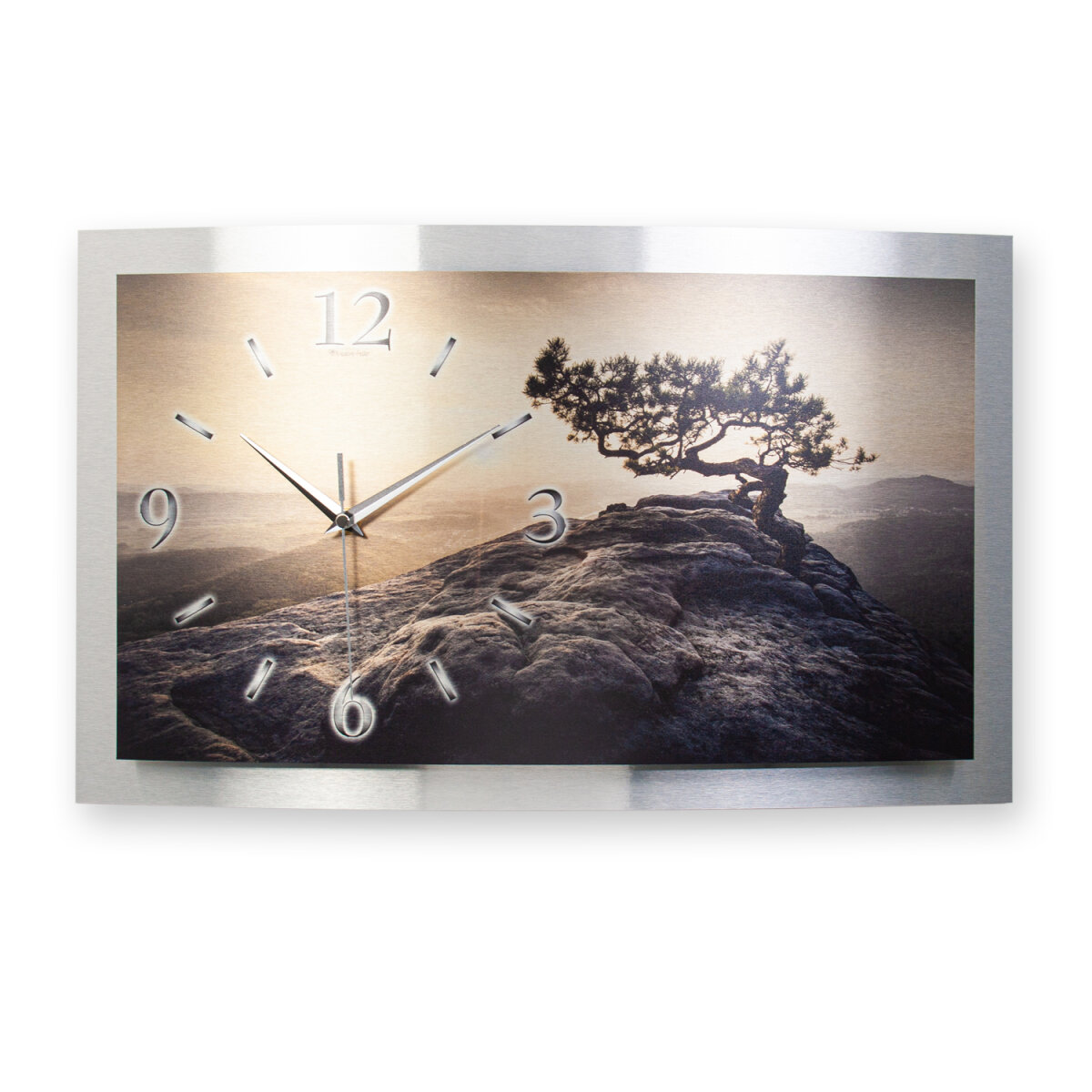 Felsenkiefer – gewölbte 3D-Metallic-Wanduhr mit silbernem Alu-Rahmen