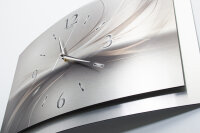Silverline – gewölbte 3D-Metallic-Wanduhr mit silbernem Alu-Rahmen